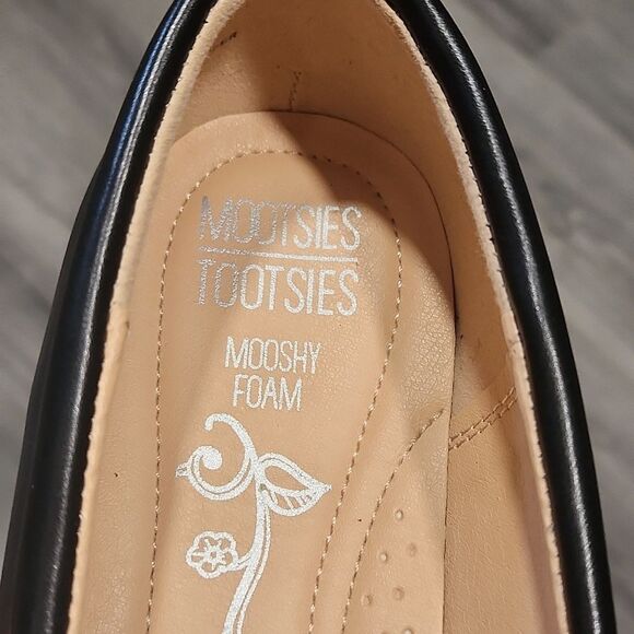 EUC Mootsies Tootsies Black SQ Toe Ballet Flats - Picture 2 of 4